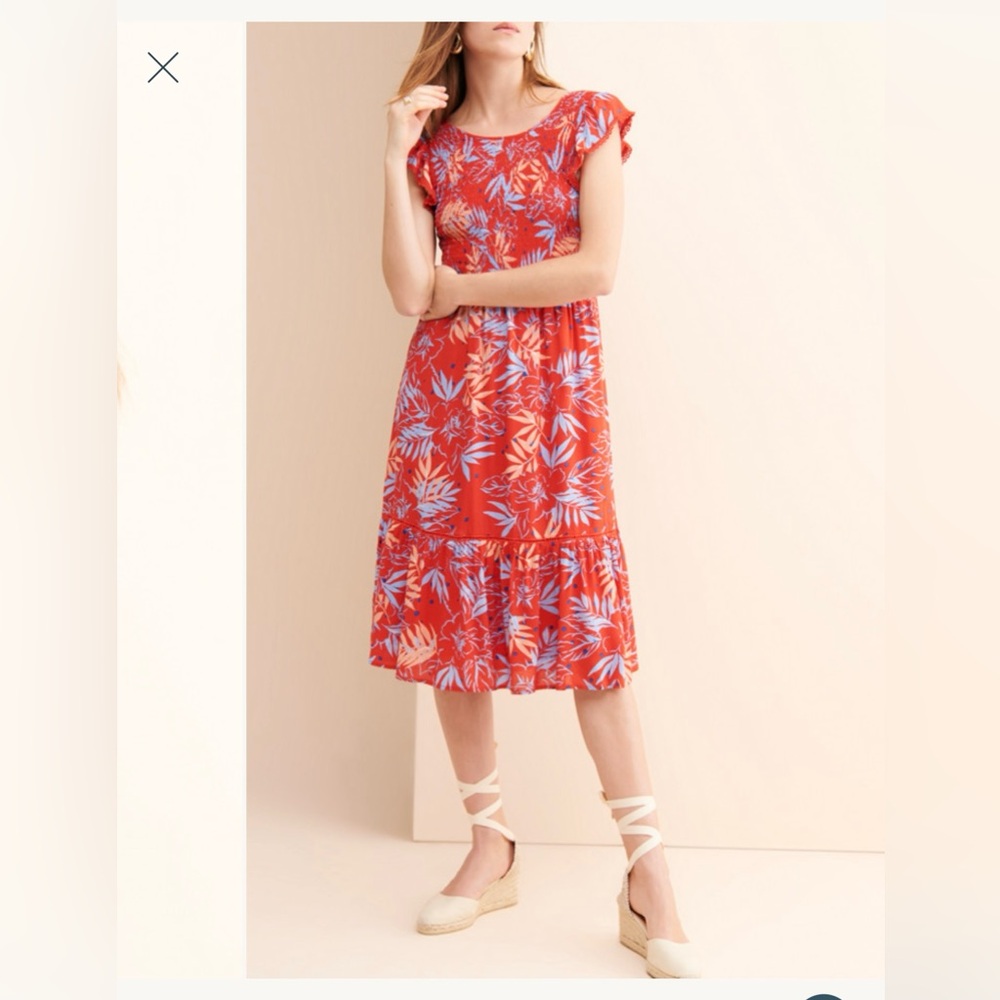 Lost + Wander - Still on vacay midi dress. Size Medium